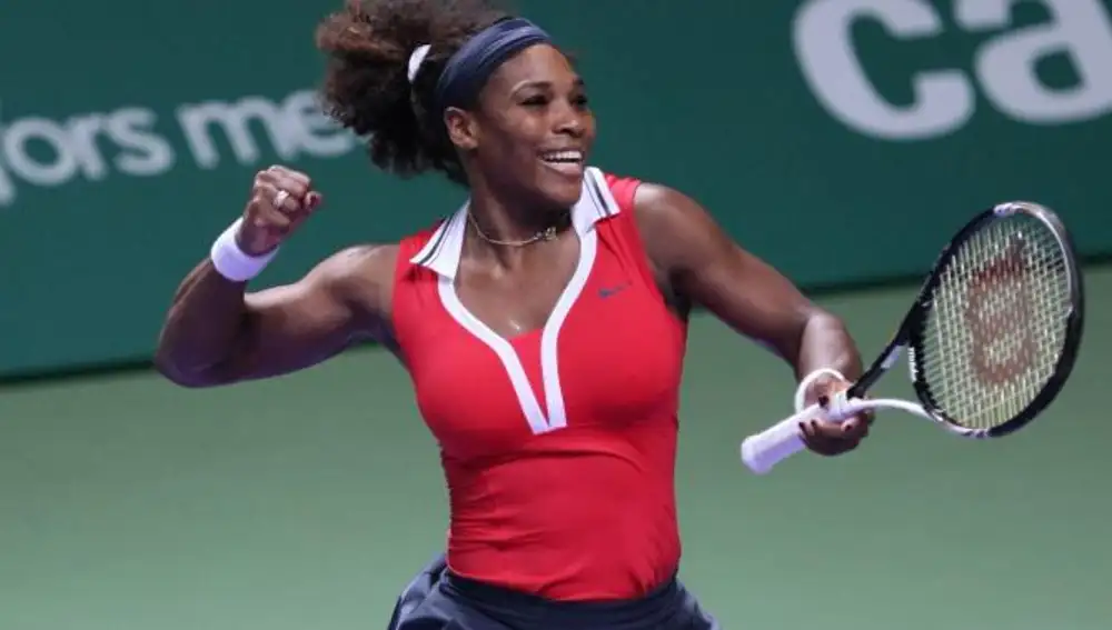 Serena Williams celebra su triunfo ante Sharapova