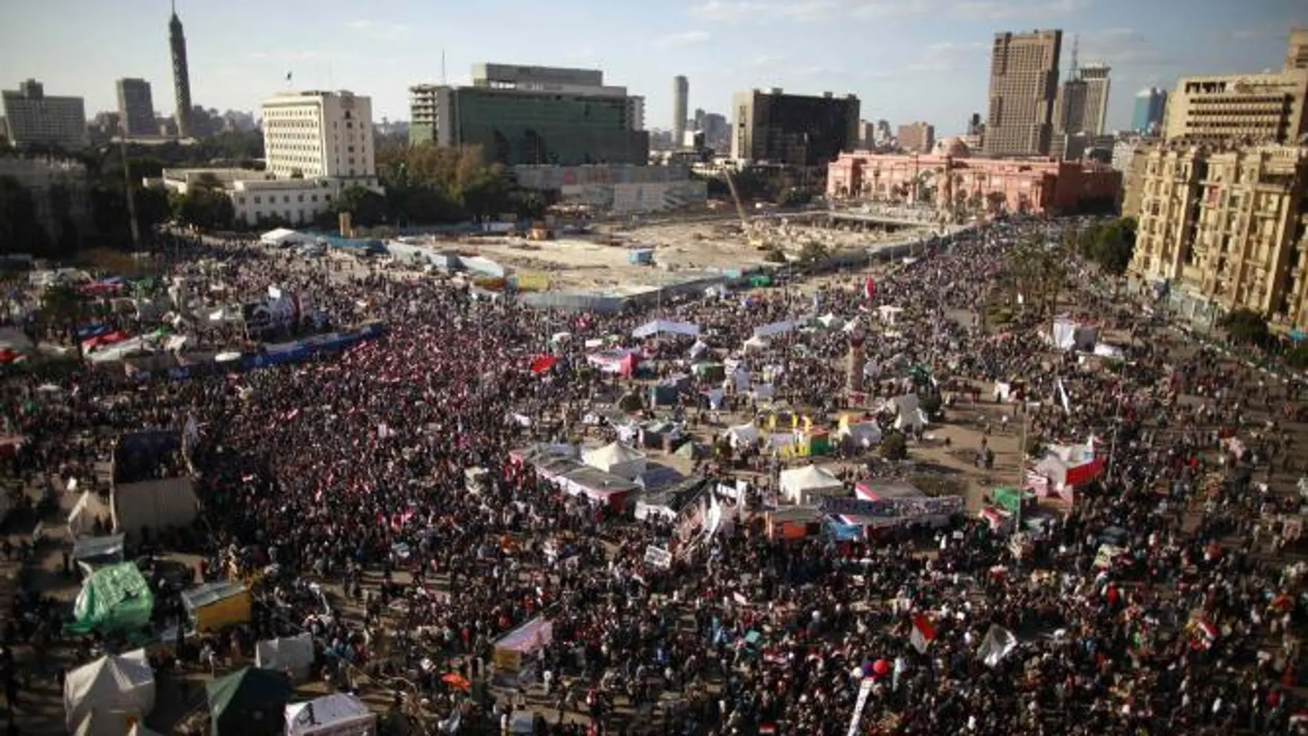 Egipto se prepara para celebrar mañana elecciones con protestas en Tahrir