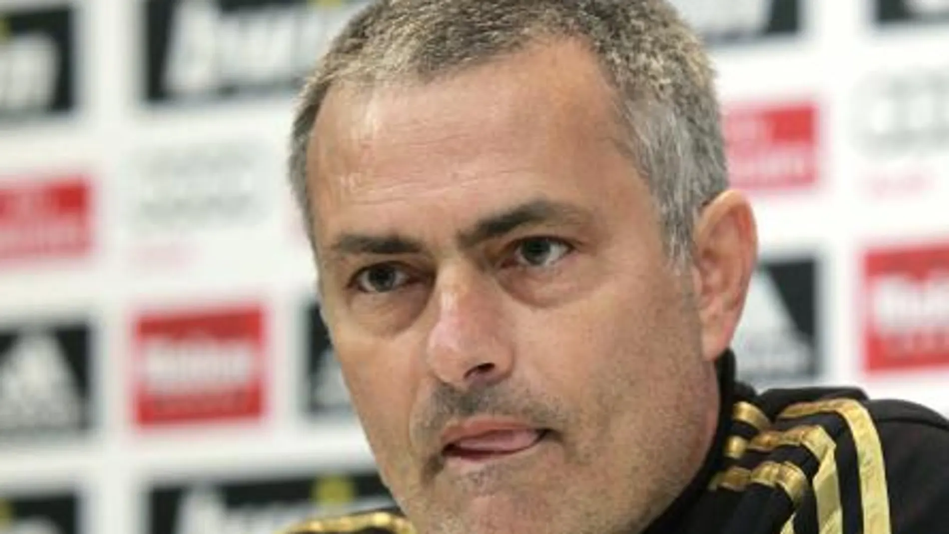 Mourinho: «Yo no he dicho que me voy lo dicen vuestras fuentes»