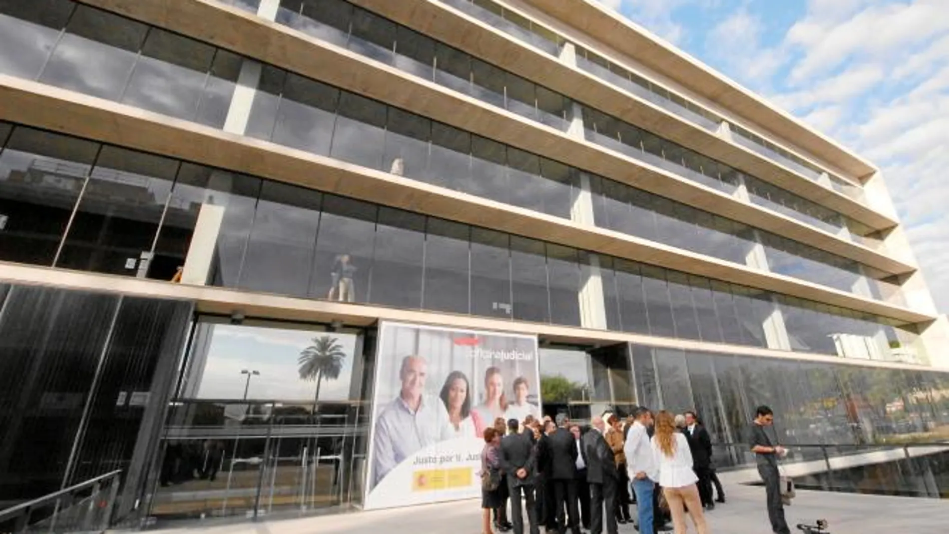 Imagen de la fachada de la nueva infraestructura judicial de la ciudad de Murcia