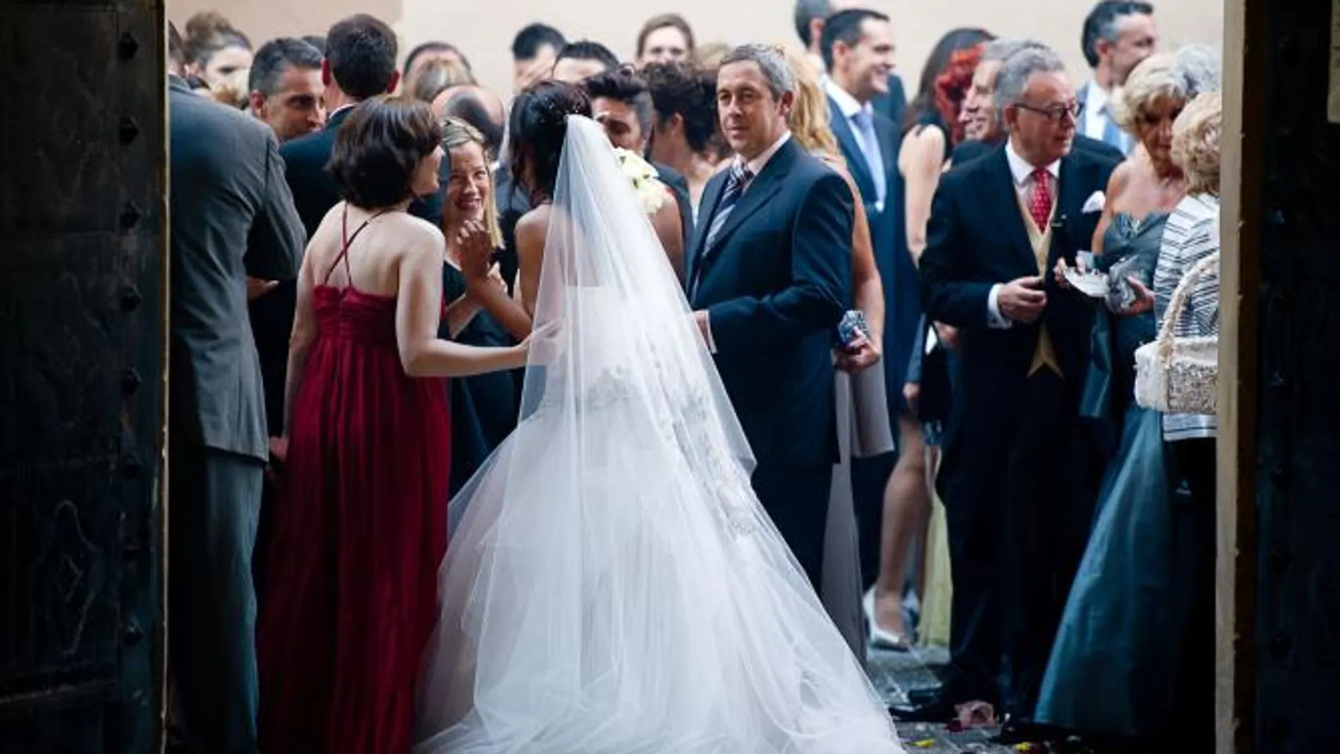 Los nuevos roles de la mujer complican los planes de boda