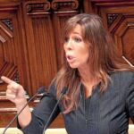 Alicia Sánchez-Camacho reprochó al Govern que los recortes afecten más a las familias que a los cargos de la Generalitat