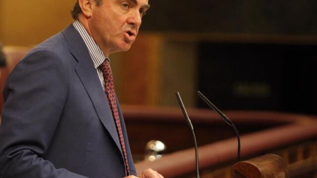 El ministro de Economía Luis de Guindos en «LA RAZÓN DE»