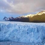 En 2008, en pleno invierno austral, el glaciar argentino Perito Moreno comenzó a derrumbarse