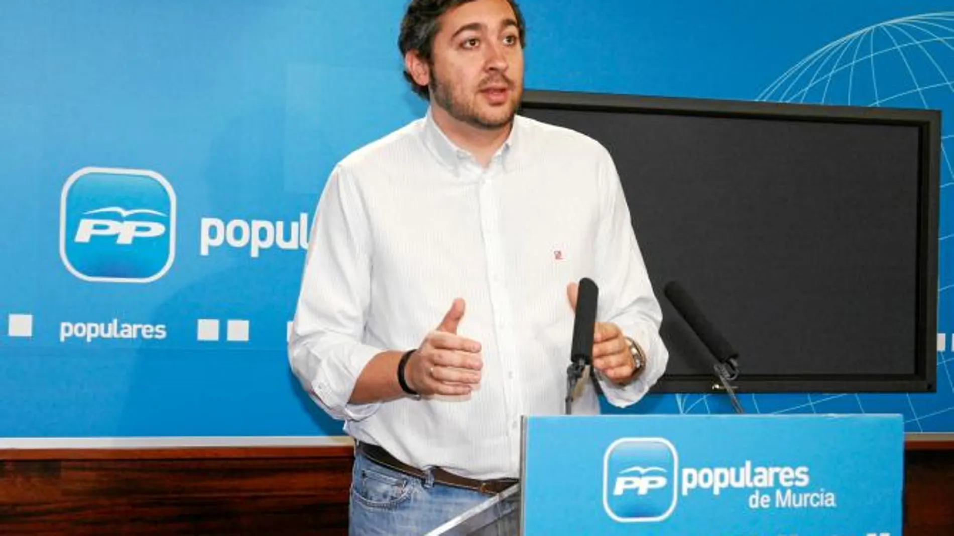 El portavoz adjunto del PP en la Región de Murcia, Víctor Martínez, en una imagen de archivo reciente