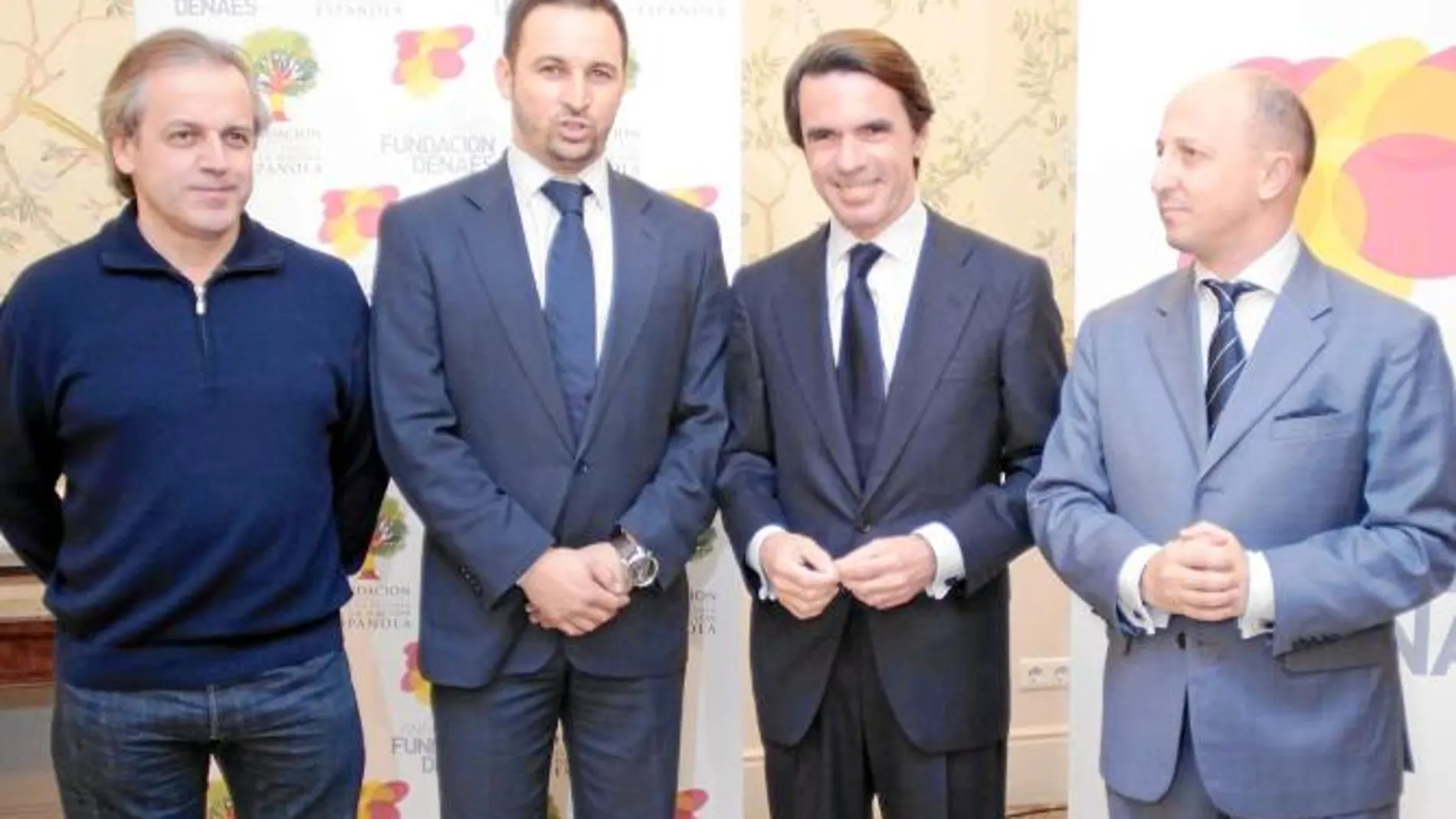 Aznar participó ayer en la celebración del V aniversario de la Fundación Denaes
