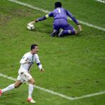 El gol de Ronaldo ilumina a Portugal