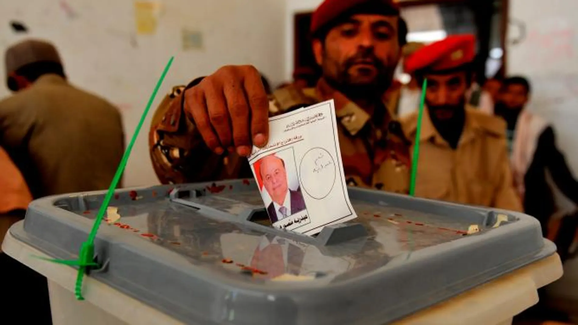Yemen vota bajo la sombra de Saleh