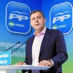  Sanz cree que IU «tiene miedo» a un gran acuerdo entre el PP y el PSOE