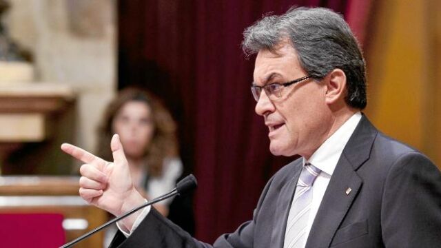Alcaldes de CiU presionan a Mas para defender un pacto fiscal de máximos