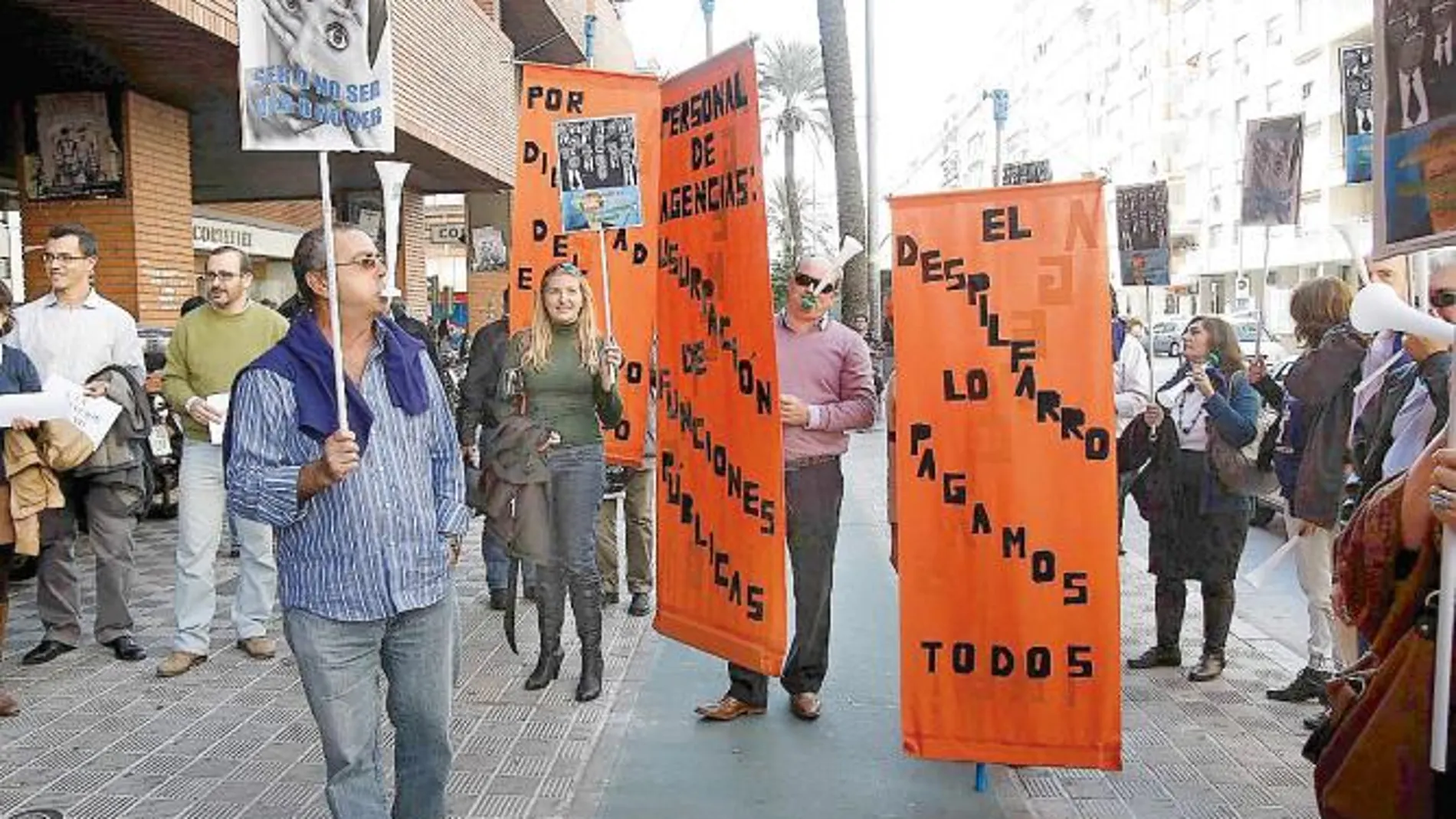 El Tribunal tendrá que decidir ahora si es legal que ese puesto lo ocupe personal laboral