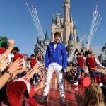 Justin Bieber le quita el puesto a Mickey Mouse