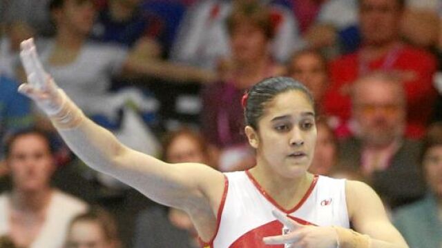 Ana María Izurieta / Gimnasta: «No me gustan los clásicos»