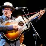 Elvis Costello anuncia que no tocará más "Oliver's Army"