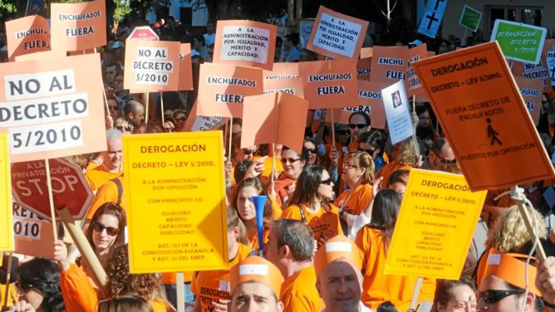 Los funcionarios siguen sumando victorias ante la pasividad de la Junta de Andalucía, que no se mueve de sus posiciones