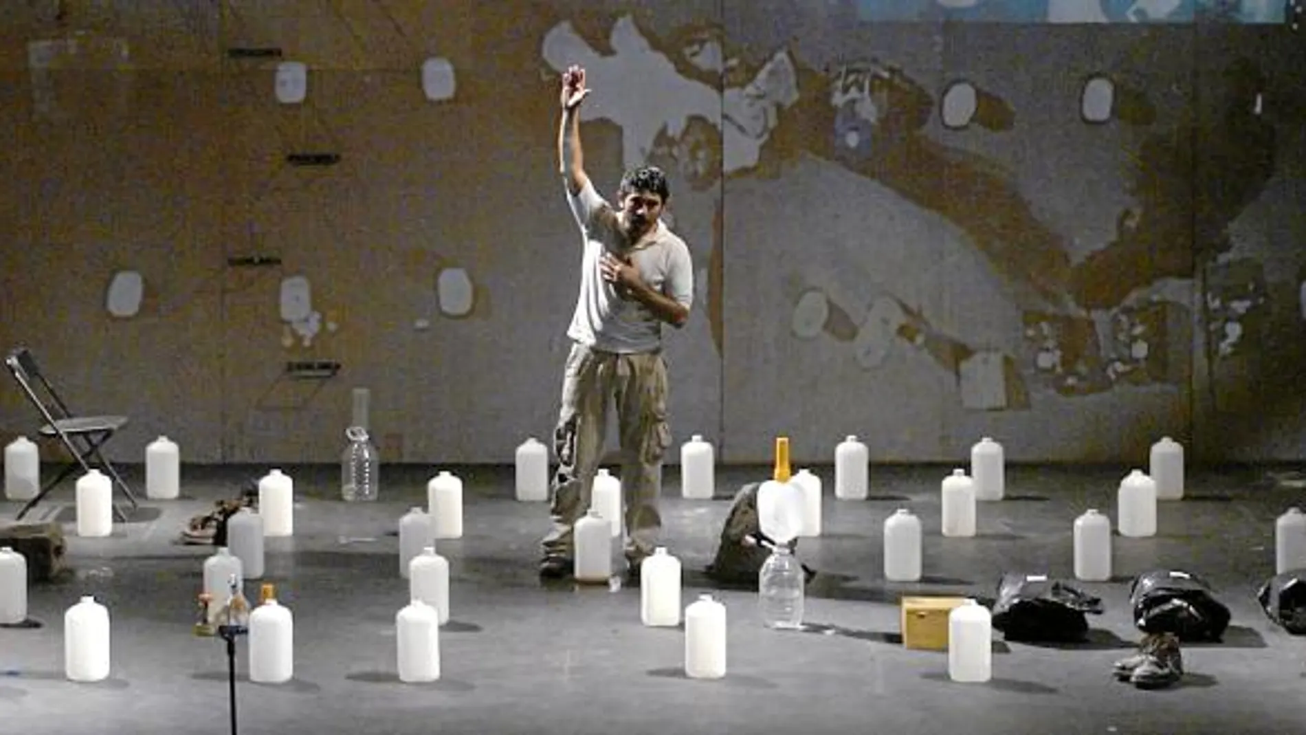 Un momento de «Amarillo», propuesta de Teatro Línea de Sombra