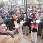 El ex alcalde, el socialista Lope Benavente, en una imagen de 2007 al término de una manifestación celebrada en Villaconejos