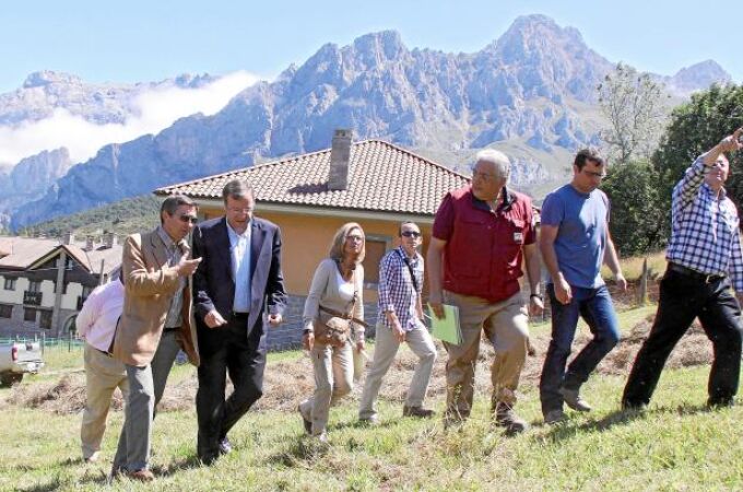 El consejero de Fomento y Medio Ambiente, Antonio Silván, visita un Espacio Natural de Castilla y León