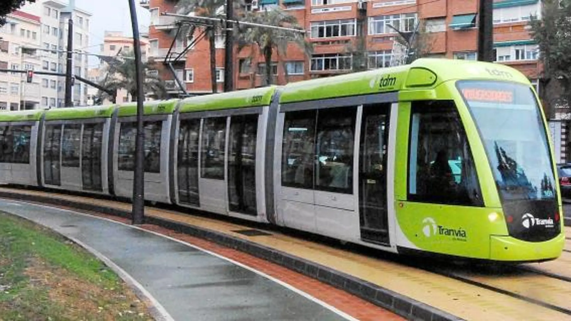 El concejal de Tráfico, Javier Iniesta, presentó el balance de los primeros meses de vida de este transporte