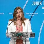 La consejera de la Presidencia e Igualdad de la Junta de Andalucía, Susana Díaz, exige diálogo al Gobierno de la Nación