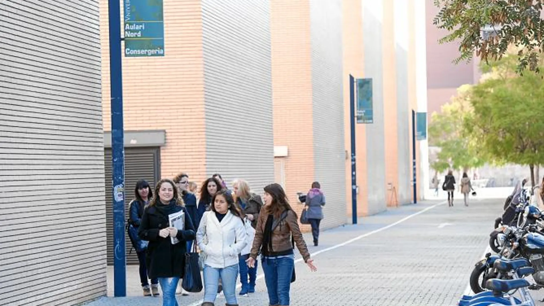 El número de Erasmus se mantiene pese a pagar la matrícula completa