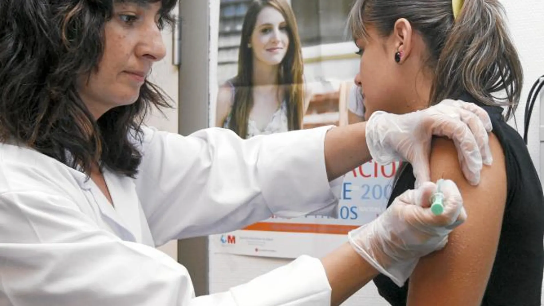El cambio de hábitos sexuales expande el virus del papiloma entre las jóvenes