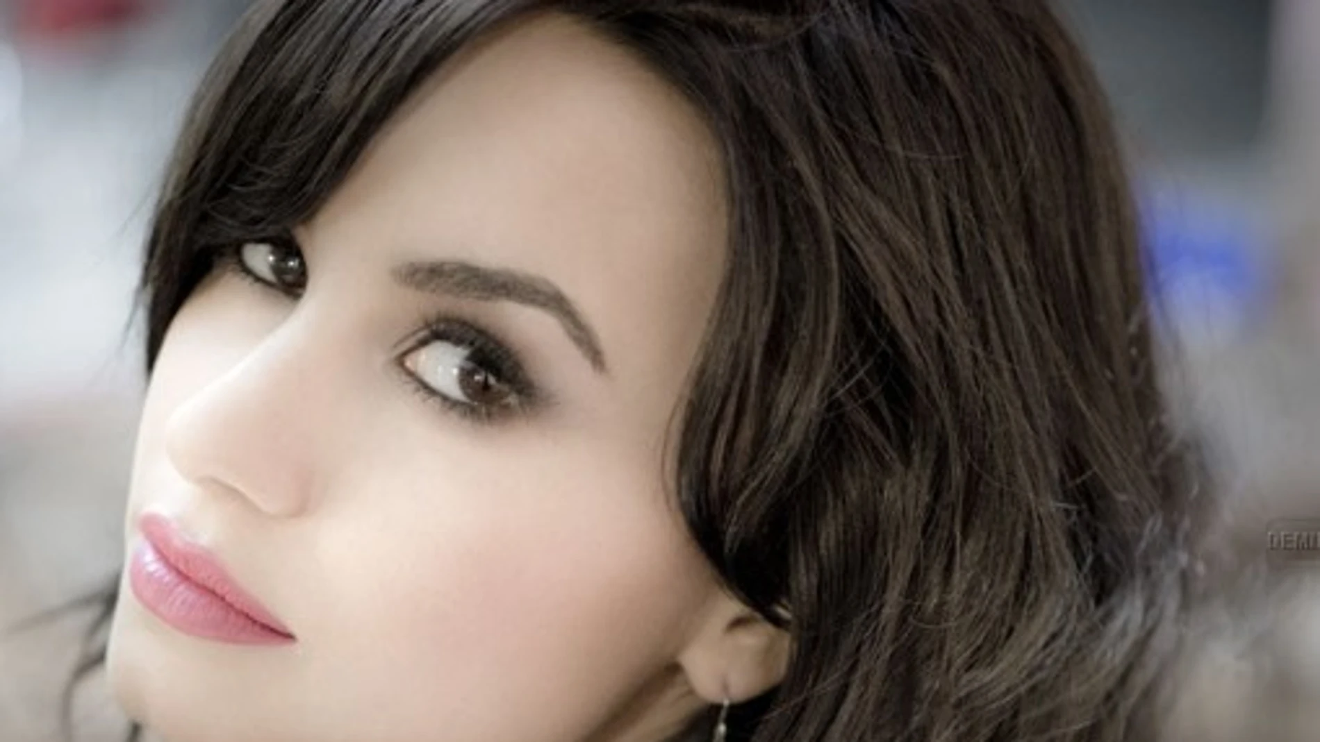 Demi Lovato denuncia que sufrió acoso escolar