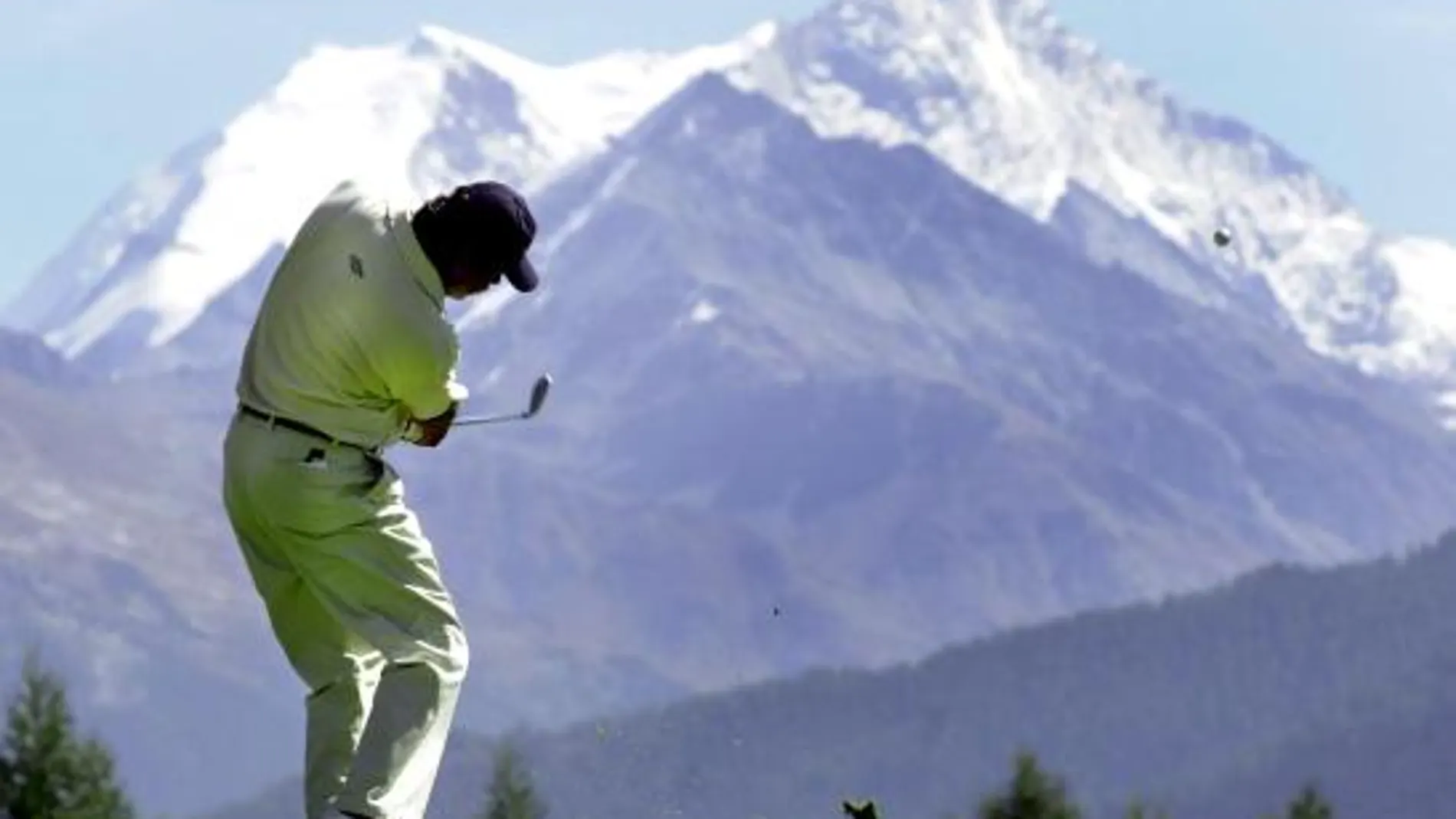 Jugar al golf puede dañar el oído