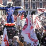 Miles de castellanos y leoneses toman la calle contra la reforma laboral