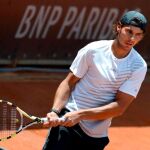 Nadal olvida el azul de Madrid y se centra en Roma y Roland Garros