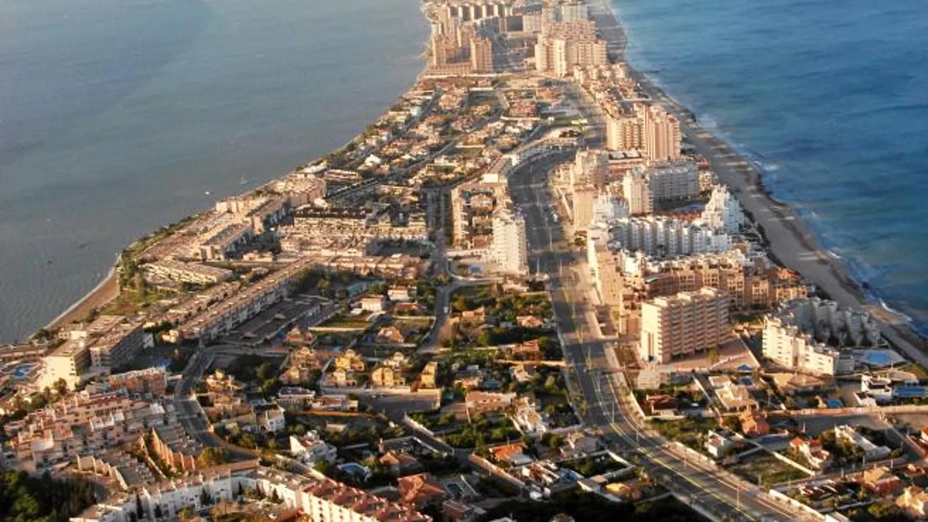 Imagen panorámica del principal enclave costero que presenta la Región de Murcia