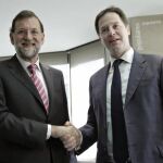 Clegg ve «muy interesante» los «ambiciosos planes» de Rajoy