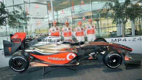 Martínez de la Rosa estrena el nuevo MP4/24 de McLaren-Mercedes