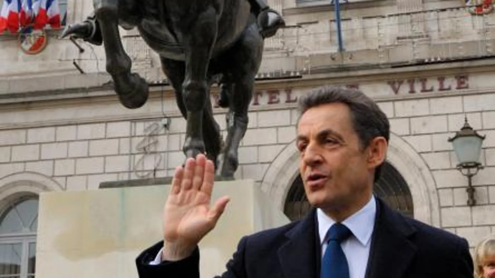 Sarkozy Toisón republicano