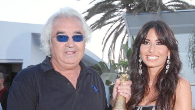 Briatore a tres ricos por camarero