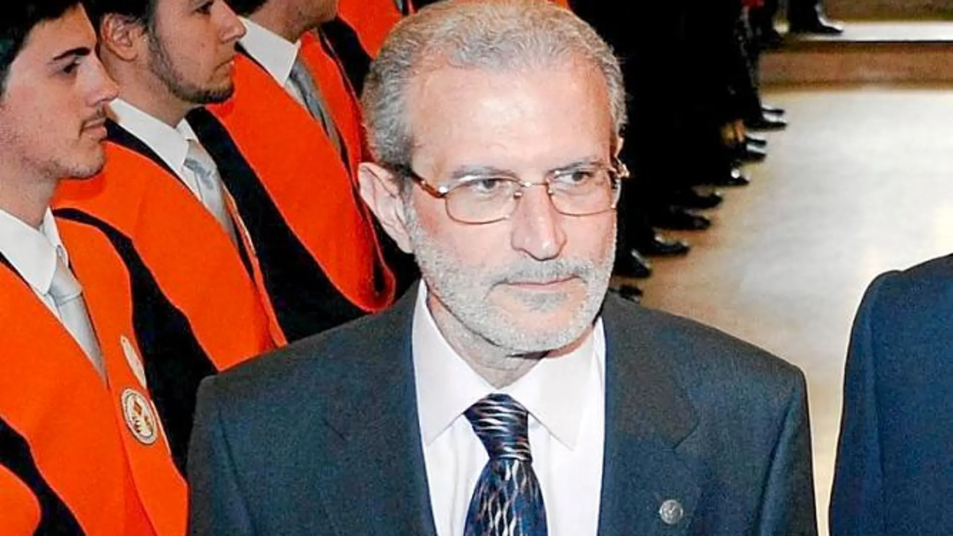 El rector de la UV, Esteban Morcillo