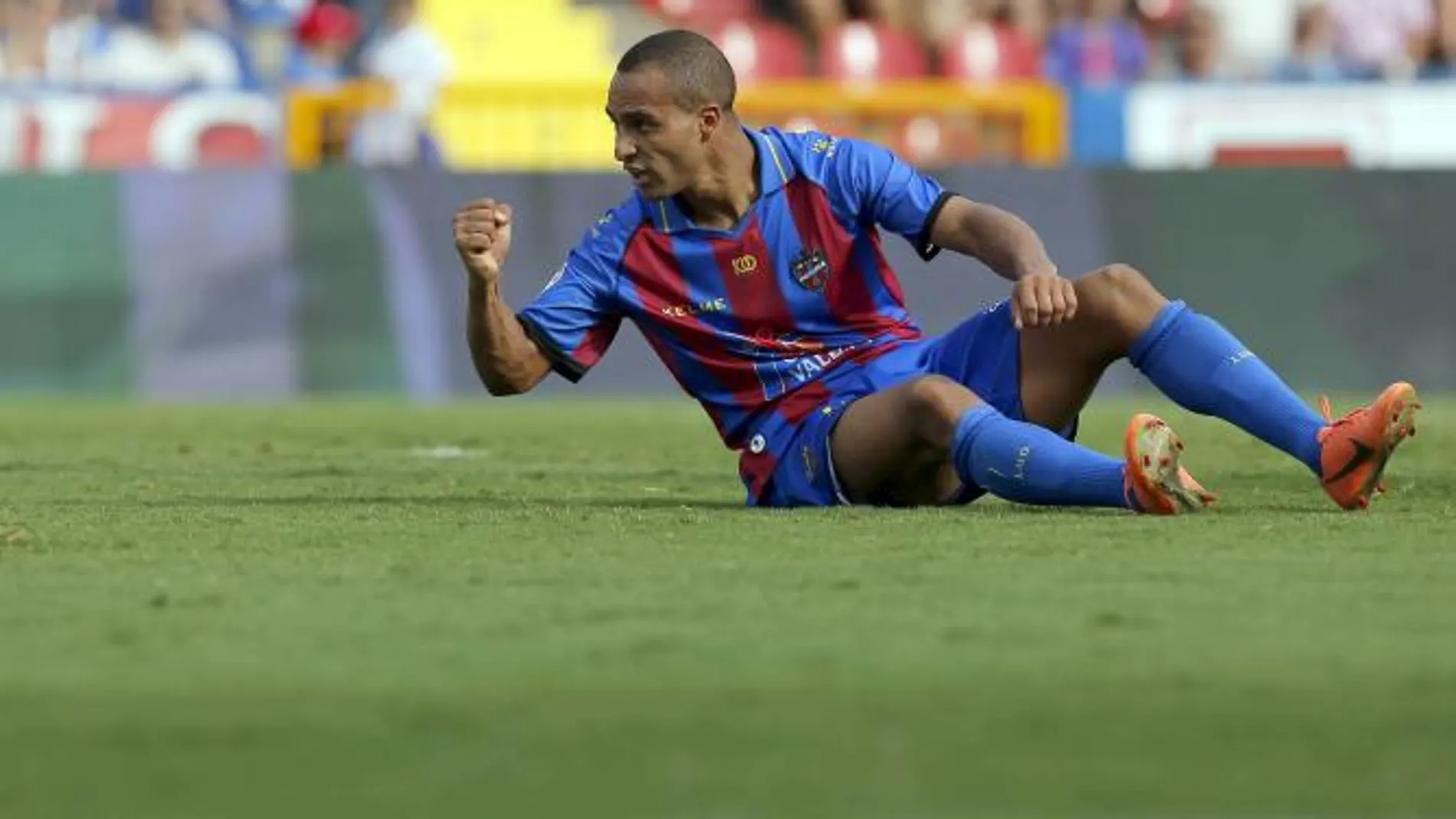 El centrocampista marroquí del Levante, Nabil El Zhar