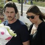 Christian Bale visita a los heridos en el tiroteo de Colorado