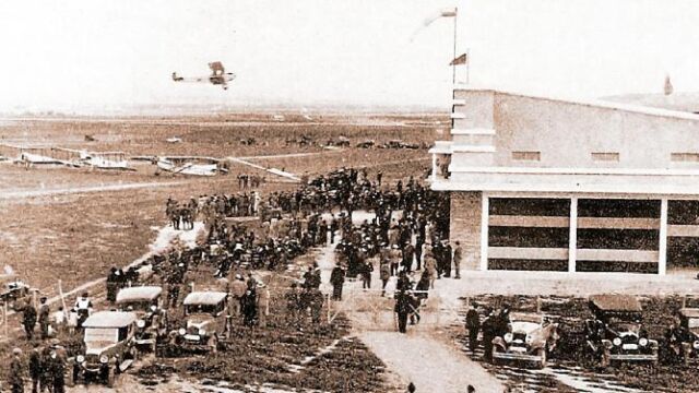 Ochenta años de Barajas al cielo