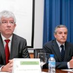 El rector y alcalde de León, José Ángel Hermida y Emilio Gutiérrez