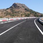 Imagen de una de las carreteras, cuyo firme ha sido renovado para aumentar la seguridad de los conductores
