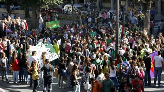 Desigual seguimiento de la huelga de estudiantes