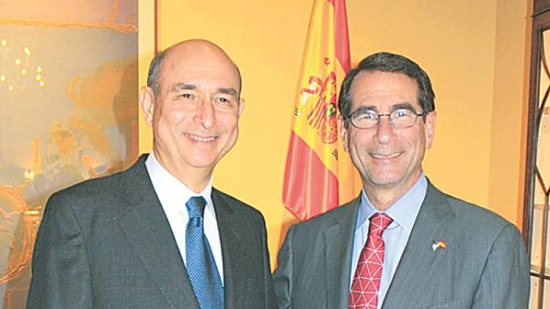 EE UU premia a Orizonia por lanzar el destino americano entre los españoles