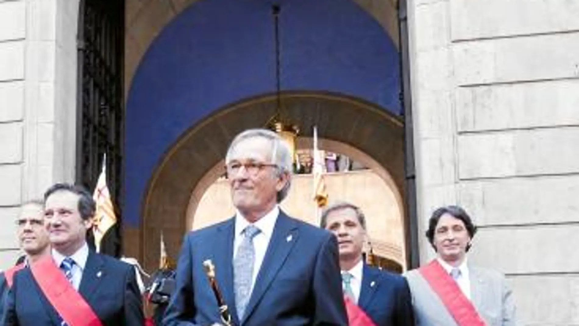 Barcelona aún espera el revulsivo del alcalde Trias un año después