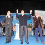 Herrera exultante, cerró campaña en Valladolid junto a Ramiro Ruiz Medrano y Miguel Ángel Cortés y decenas de jóvenes