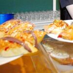 La crisis obliga a cenas más económicas, como la que ofrece la ruta de la tapa