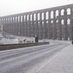 Una fuerte nevada en Segovia corta dos horas la AP-6
