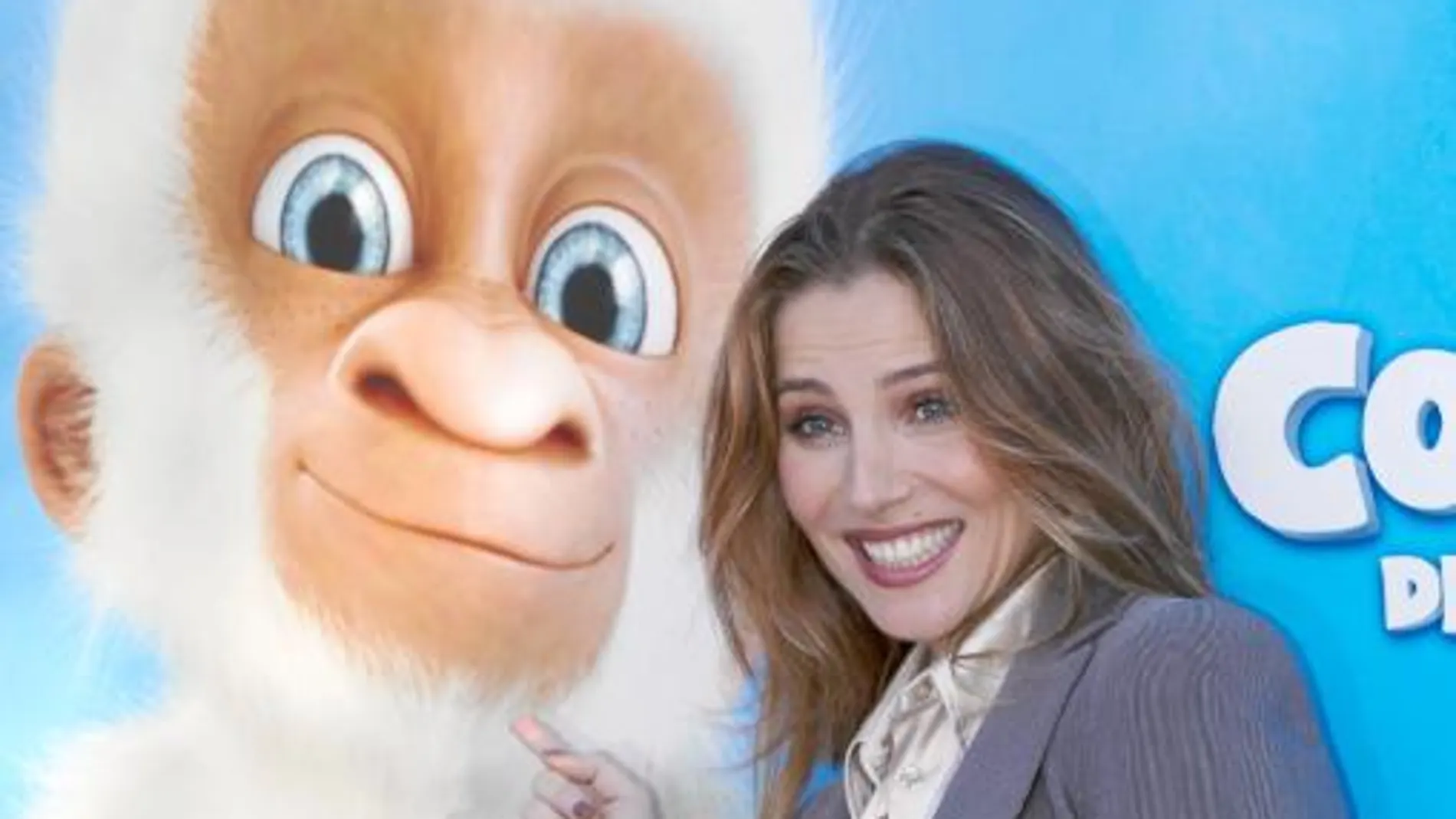 Elsa Pataky con una imagen promocional de «Copito de nieve»