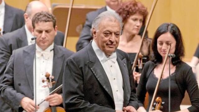 Mehta brindó una espléndida sesión musical en Santander