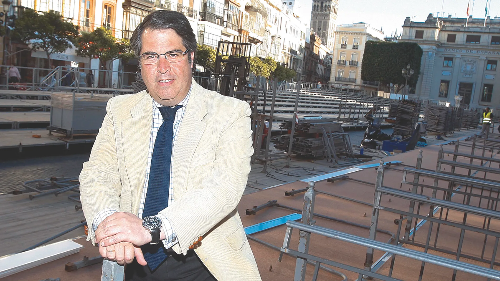 Gregorio Serrano: «Los empleados municipales no deben jugar con una fiesta como la Semana Santa»